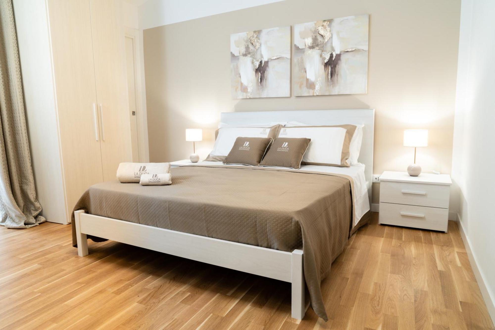 La Duca Suites & Apartments Palermo Exteriör bild